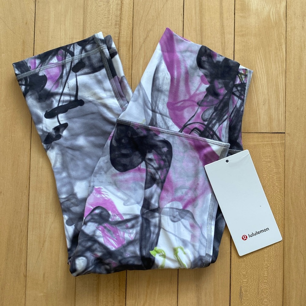 Lululemon cropped Align Leggings